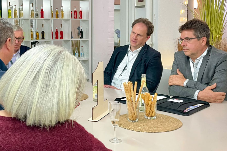 Dr. Matthias Knecht und Frank Steinert im Gespräch mit BDS Mitgliedern und Gästen